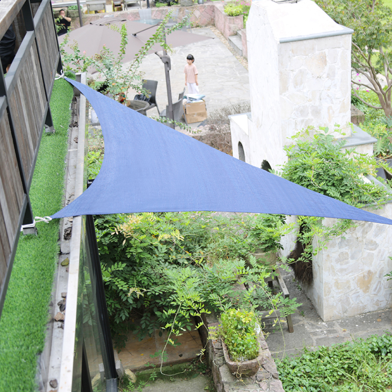 Right Angle Triangle Garden Shade Sail